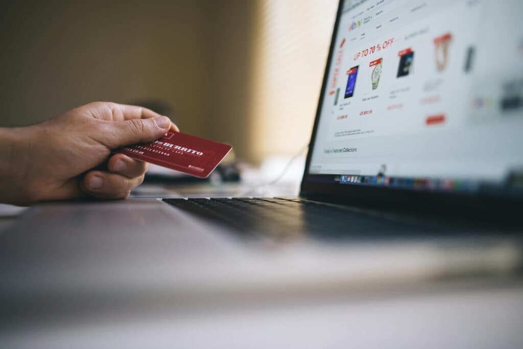 co-oferują-internetowe-sklepy