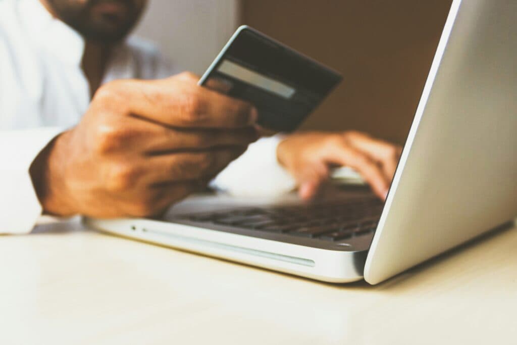  wyzwania-i-ograniczenia-ecommerce