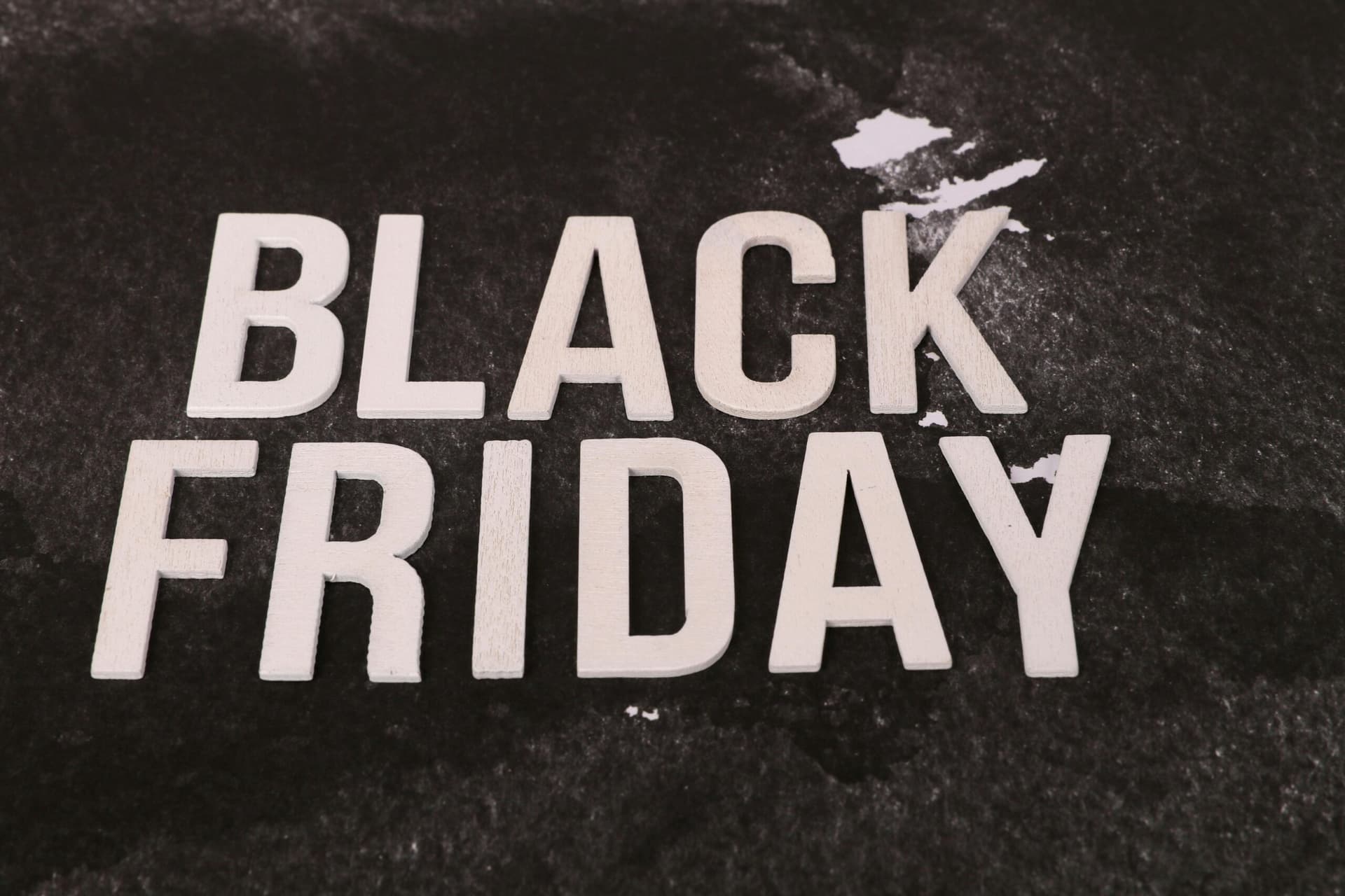 Jak przygotować sklep internetowy na Black Friday – kompleksowy przewodnik dla e-commerce